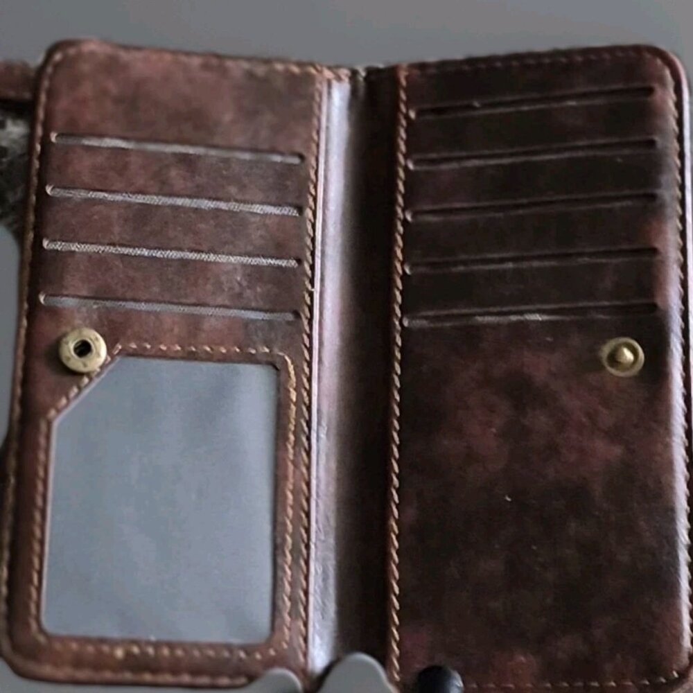 Vintage Hand Tooled Brown Boho Design Leather Wristlet Wallet - Picture 6 of 9